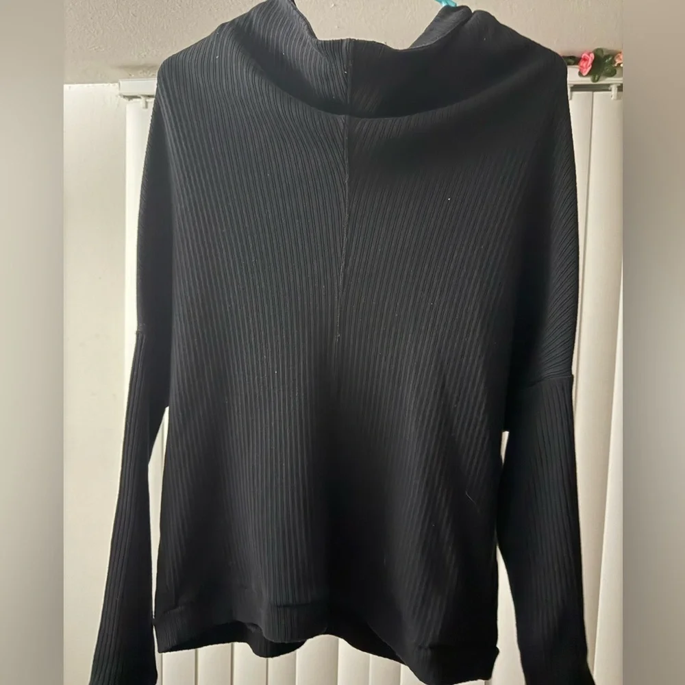 Free People Beach Black Ribbed Cowl Neck Long Sleeve Size Medium